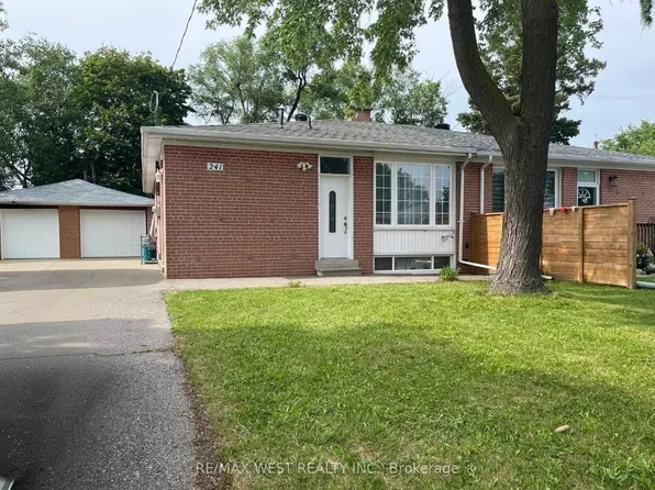 241 Ashlar Rd, Richmond Hill, ON L4C 2W7