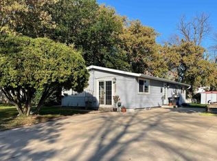 1020 Hawk St, Oshkosh, WI 54902