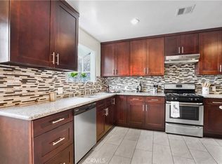 5341 Garden Grove Ave, Tarzana, CA 91356