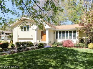 5825 Marbury Rd, Bethesda, MD 20817