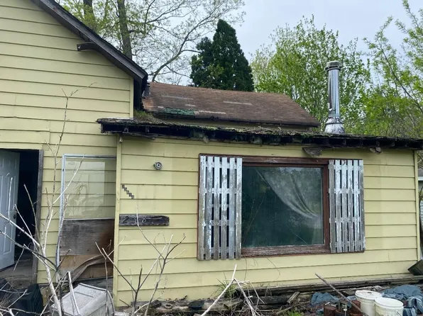 23184 Harrison St, Lowell, IN 46356