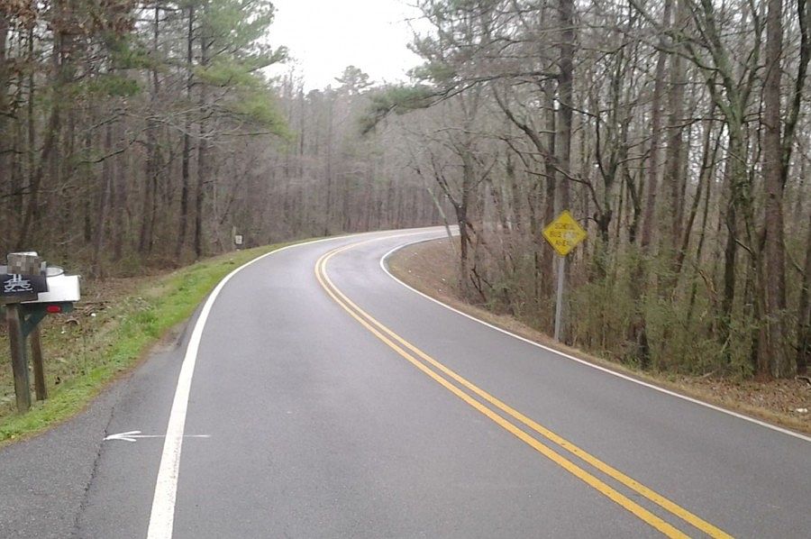 2nd image of 6955 Pea Ridge Rd