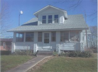 10700 Rollo Ln, Bunker Hill, IL 62014