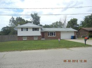 5612 Susan Ave, Kalamazoo, MI 49048