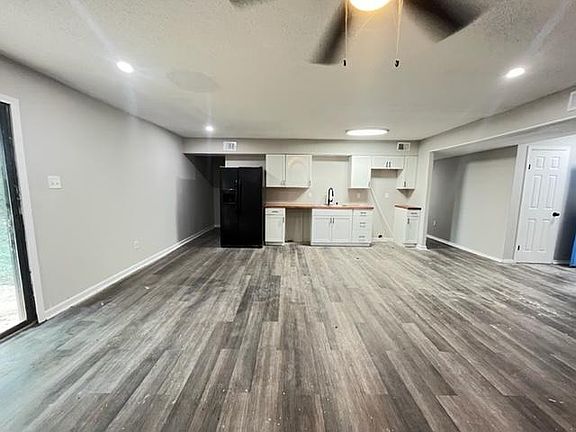 4th image of 4969 Shelter Cv