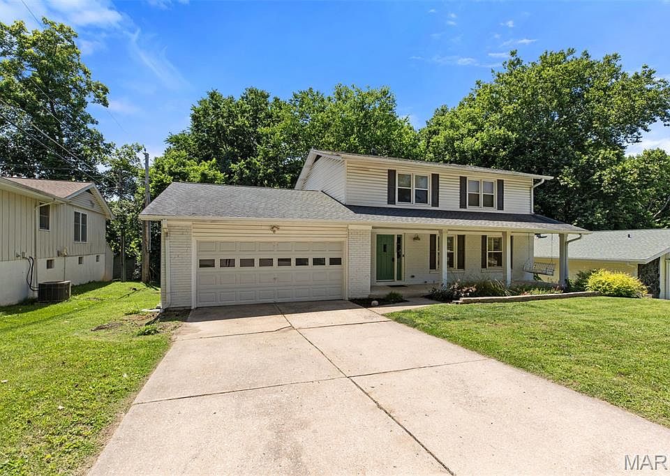 1st image of 3029 Yale Blvd