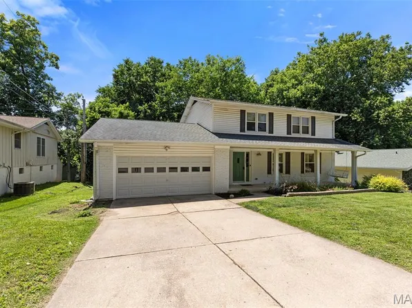 3029 Yale Blvd, Saint Charles, MO 63301