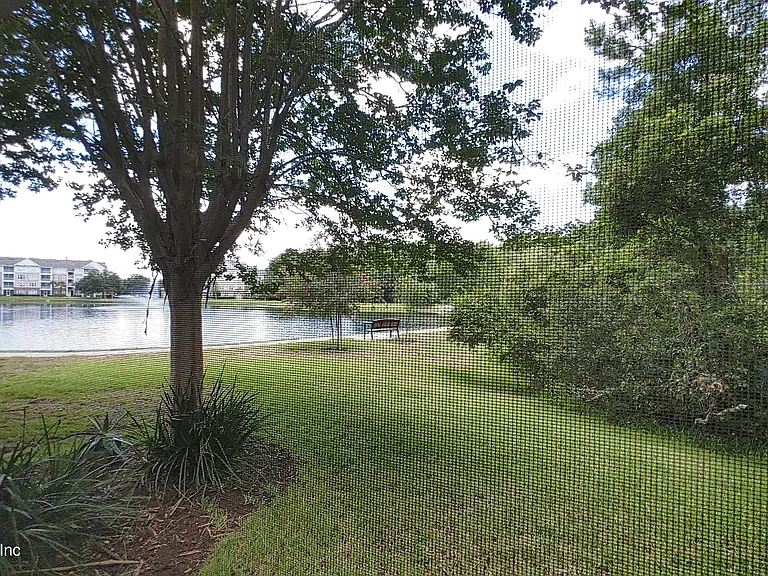 11225 Campfield Cir — Photo 15