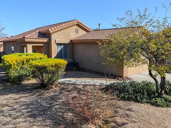 2nd image of 305 E Calle Cerita