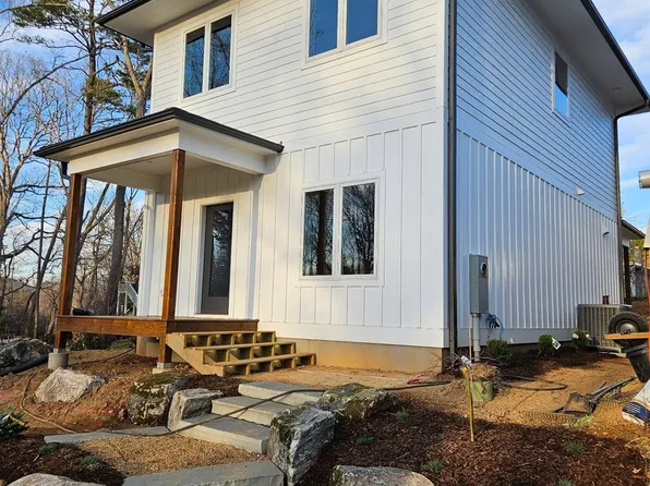 34 Fern St, Asheville, NC 28803