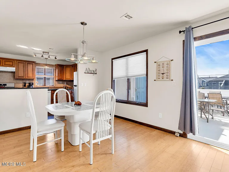 65 Grand Central Ave #1 — Photo 7