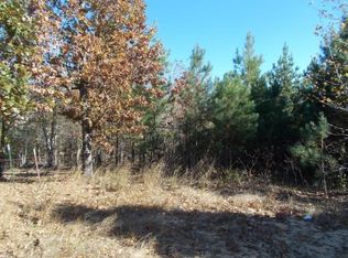 Kenny Ln, Selmer, TN 38375