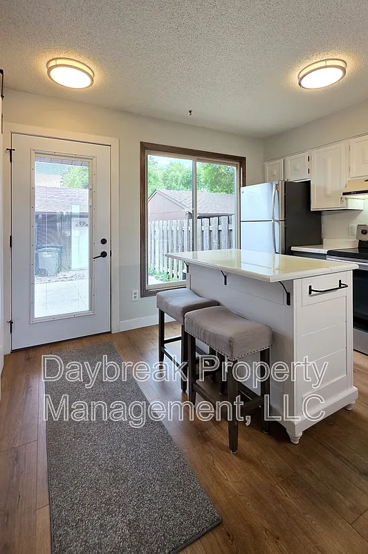 2 bed, 2.0 bath, 1584 sqft, $1,650 — Photo 4
