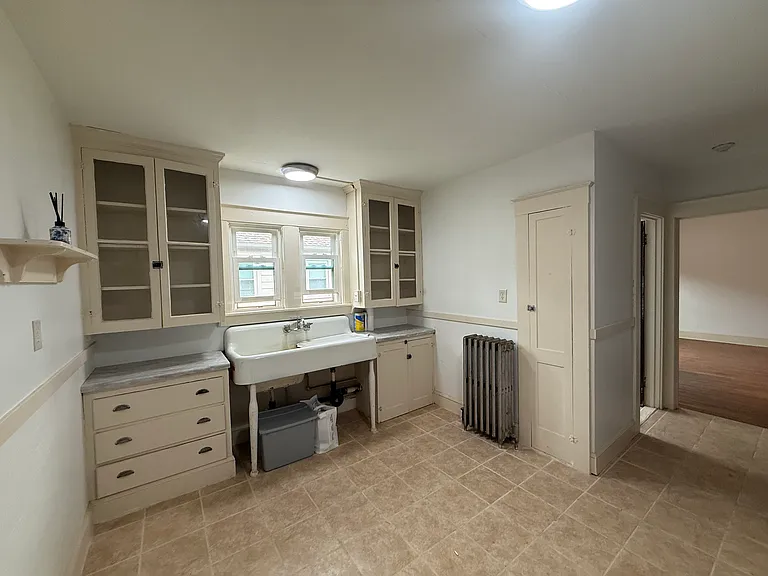 42 Maple St — Photo 17