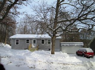 2706 Shale Ledge Rd, Eau Claire, WI 54703