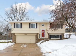 13029 Ellison Ave, Omaha, NE 68164