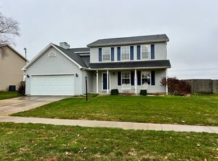 4511 Copper Ridge Rd, Champaign, IL 61822