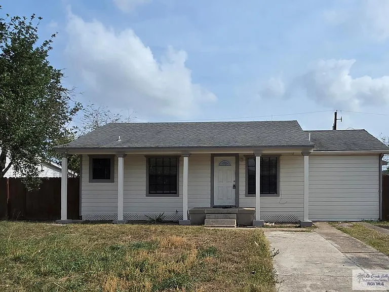 34 W Hawthorne Ave — Photo 1