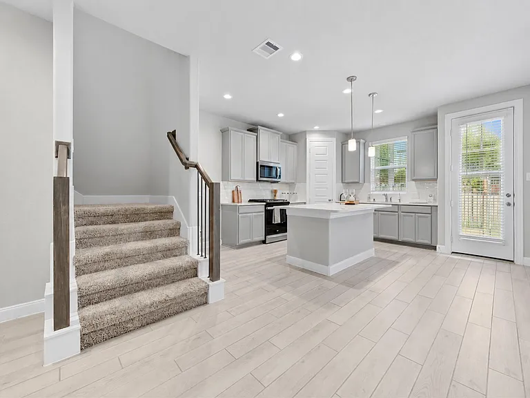 9822 Heritage Run Ln — Photo 17
