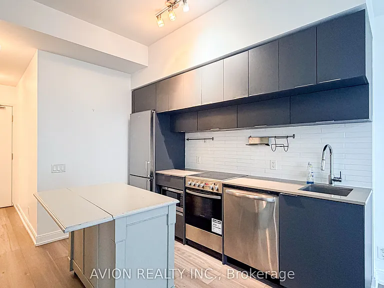 181 Dundas St E #2501 — Photo 2