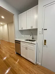 Rented by HOLTON REAL ESTATE INC.