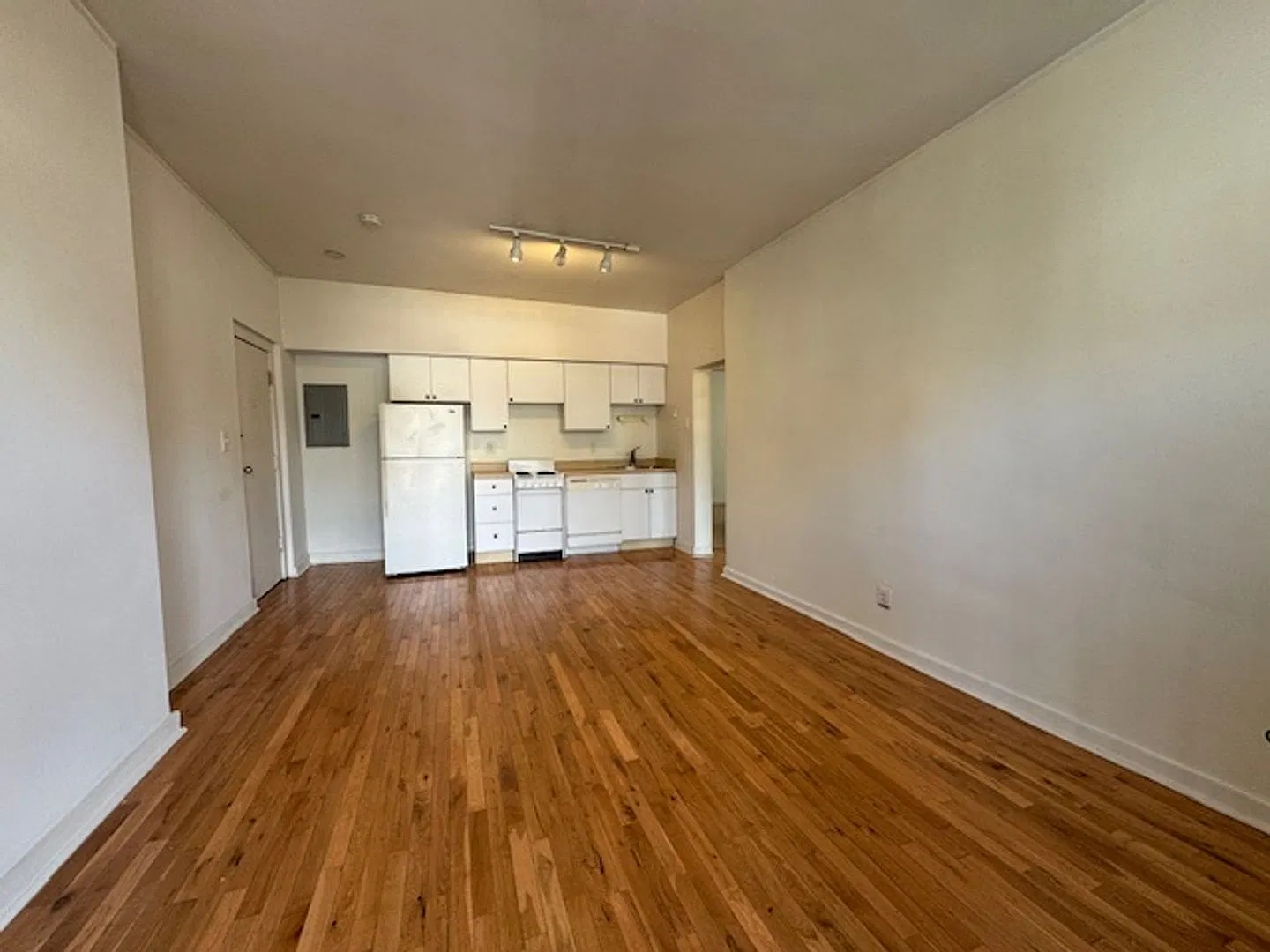 3530 Louisa Street — Photo 3