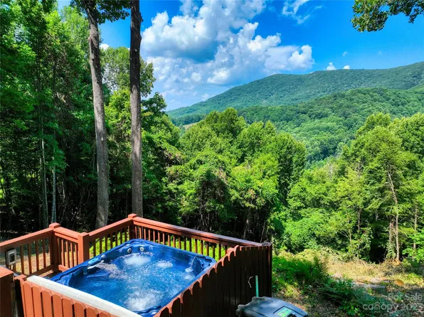755 Chestnut Farms Rd #4, West Jefferson, NC 28694