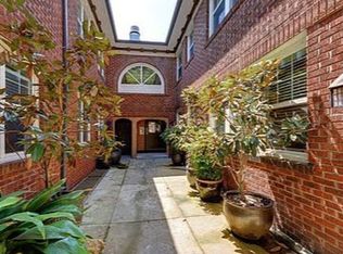 701 NE 28th Ave APT 3, Portland, OR 97232