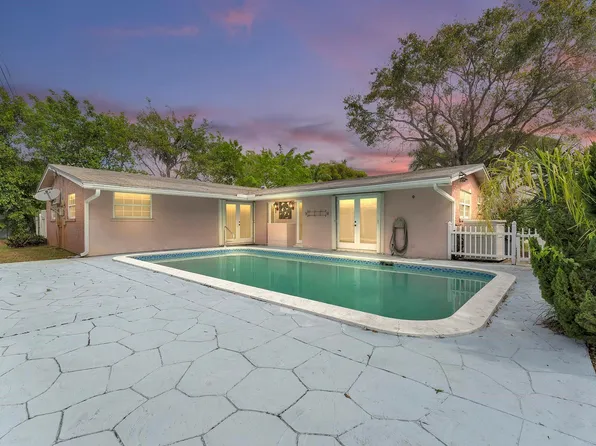 5611 NE 16th Avenue, Fort Lauderdale, FL 33334