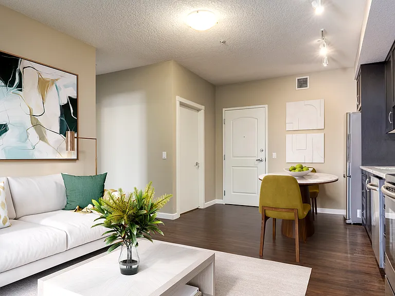 100 Quarry Vlg SE — Photo 10