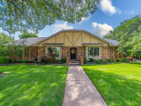 7005 Briarwild Ct, Fort Worth, TX 76133