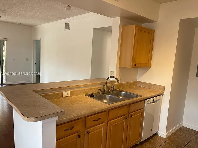 2412 Centergate Dr #201 — Photo 11