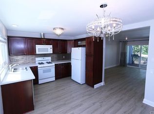 40 Eagle Point #22, Irvine, CA 92604