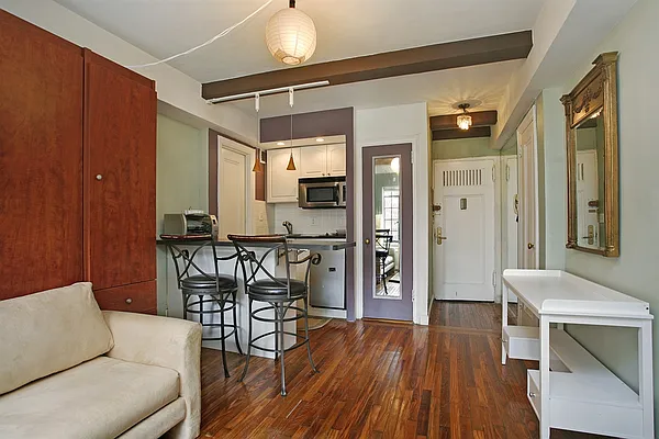 Sold by Citi Habitats | media 32