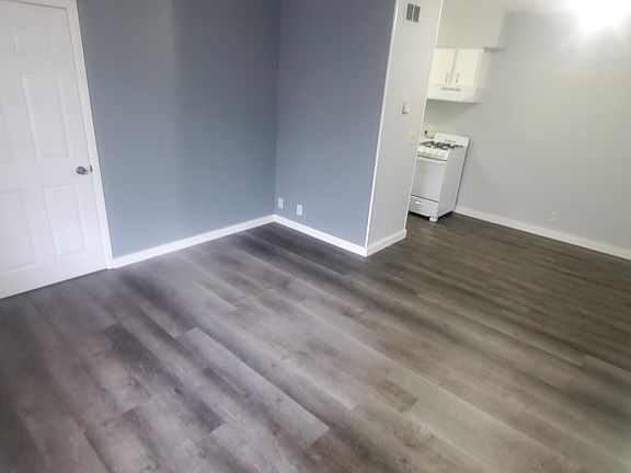 2nd image of 918 Denton St APT 1