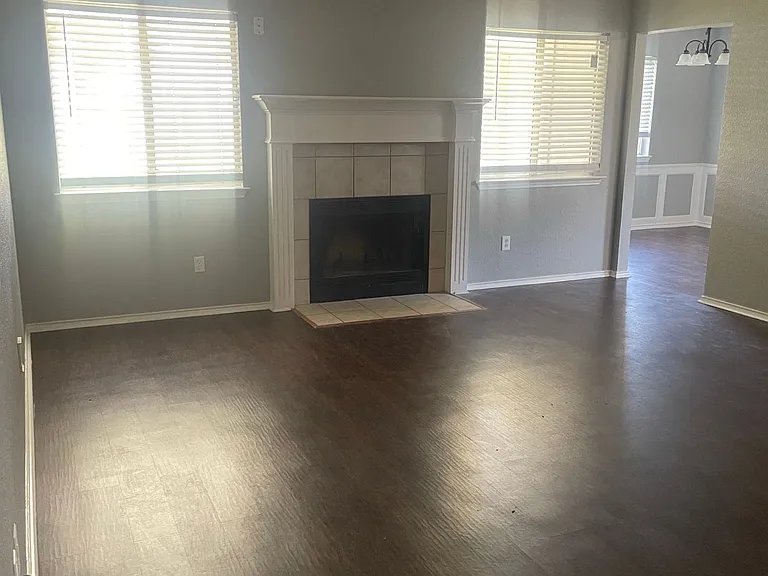 1705 Grey Fox Trl — Photo 2