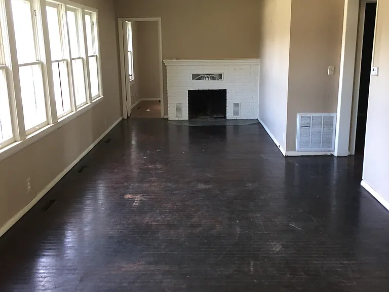 822 W Atlantic St — Photo 4