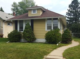 346 Warwick St, Saint Paul, MN 55105