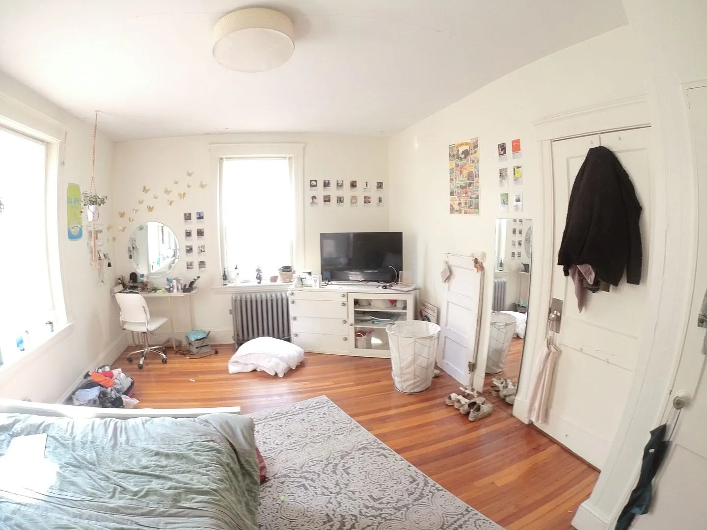 Nicely renovated unit right next to BU! — Photo 4