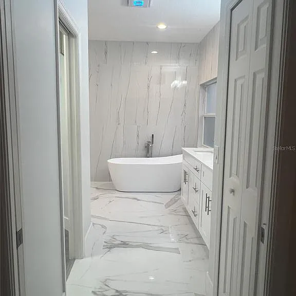 1066 Whitegate Ct — Photo 18