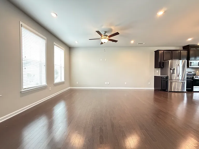 2838 Village Park Bnd — Photo 15