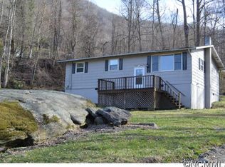 72 Wakulla Dr, Maggie Valley, NC 28751