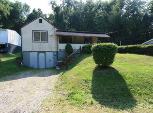 215 Ray St, Irwin, PA 15642