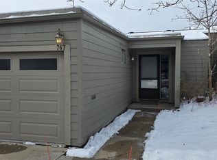 767 Skynob Dr, Ann Arbor, MI 48105