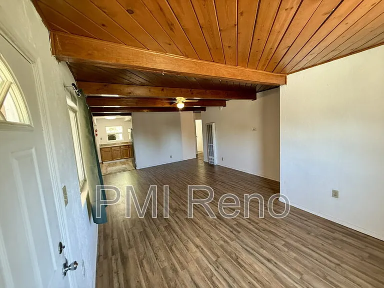 335 Denslowe Dr — Photo 3