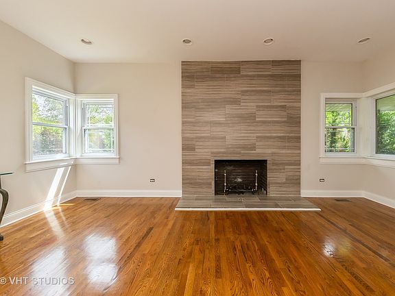 3rd image of 7336 S Oglesby Ave
