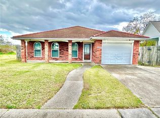 8532 Benjamin Dr, Chalmette, LA 70043
