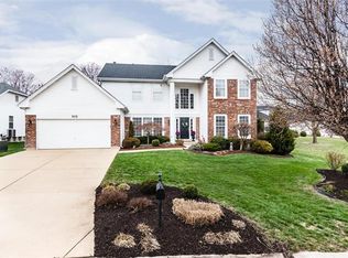 302 Summer Haven Ct, O'Fallon, MO 63368