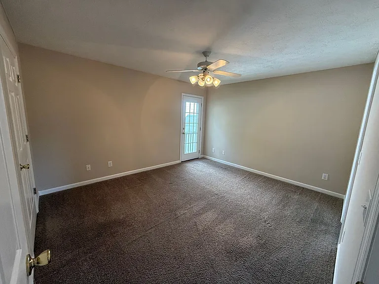 620 Federal Ct — Photo 14
