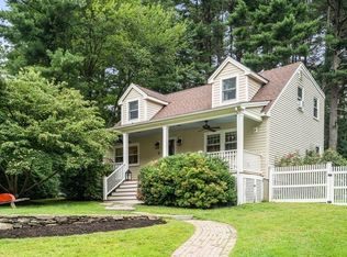 12 Woodbury Rd, Southborough, MA 01772